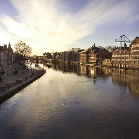 Stylish Flat Near The City Centre - Pass The Keys York Exterior foto