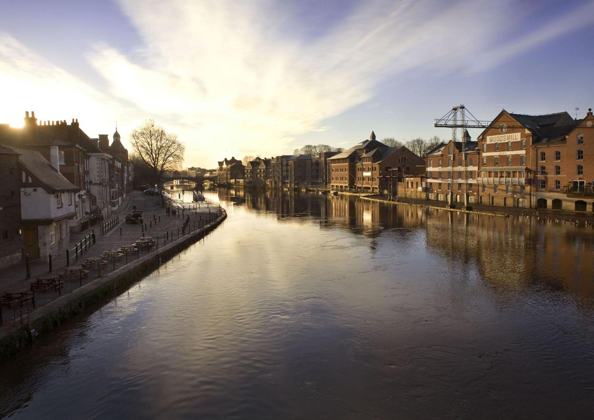 Stylish Flat Near The City Centre - Pass The Keys York Exterior foto